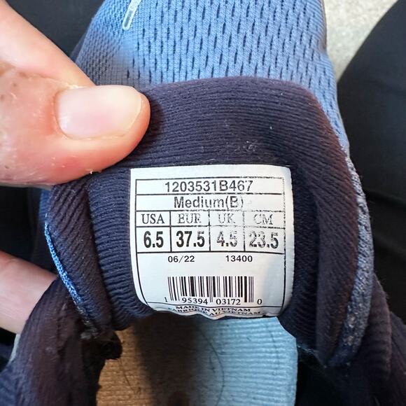 Brooks Adrenaline GTS 22 Style 1203531B467 Womens 10 Road Running Sneakers Blue - Picture 6 of 6